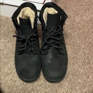 Women’s water proof UGG boots